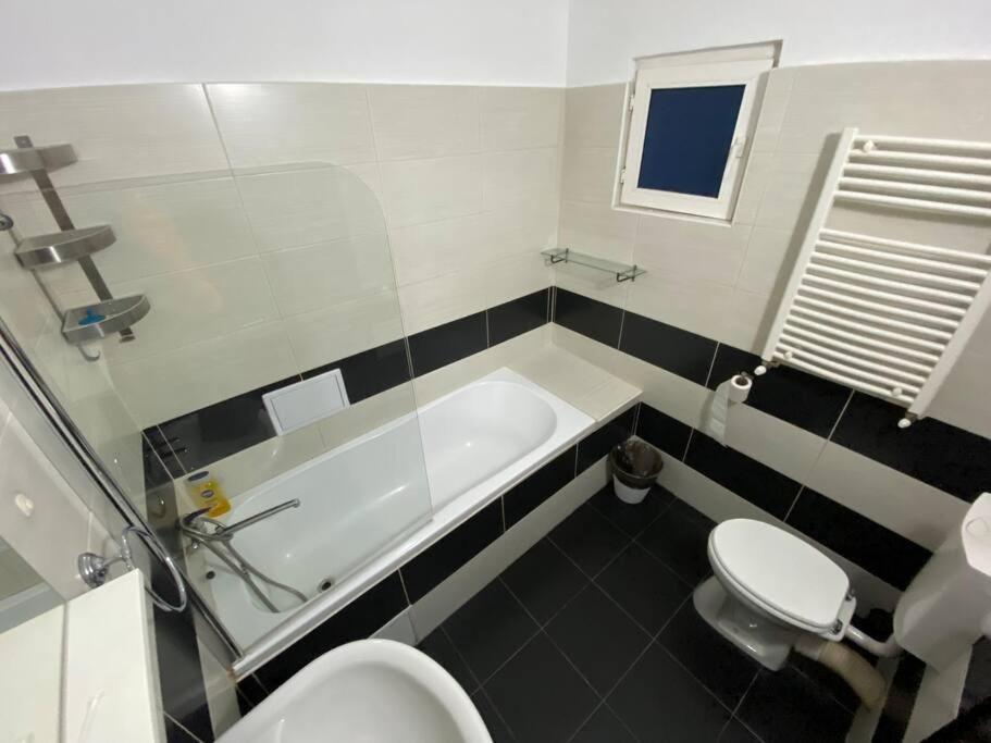 בוקרשט Green Apartment 43 מראה חיצוני תמונה